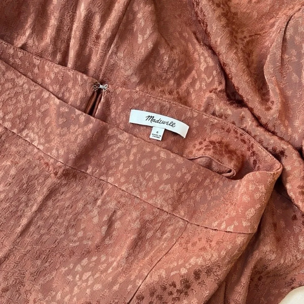 Madewell Flounce-Hem Midi Skirt in Cheetah Jacquard - Picture 6 of 6